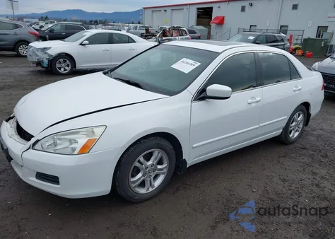 2007 Honda Accord 2.4 Ex z USA, uszkodzony, nr VIN 1HGCM56797A202361